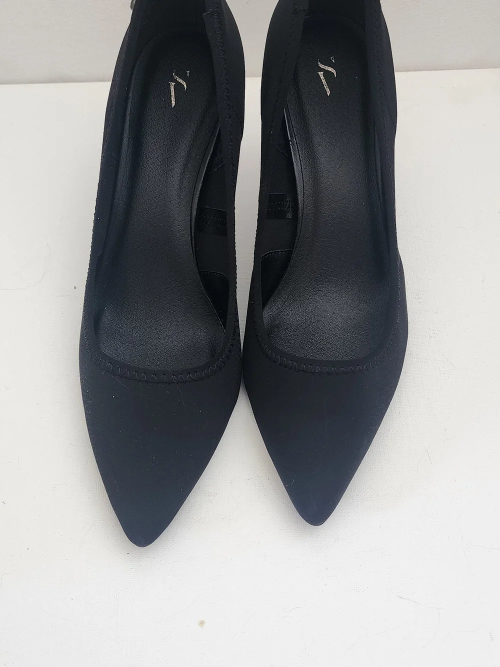 Simply Vera Wang Black Pointed-Toe Mid Heel Pumps for Women